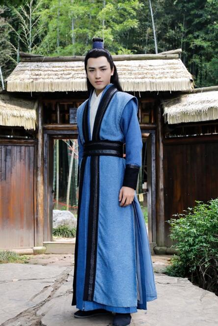 刘逢乔《我的宠物少将军》饰青云 书童造型清秀乖巧