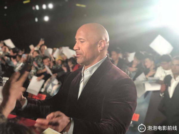 爱奇艺泡泡发福利,送粉丝“直达”《狂暴巨兽》首映会