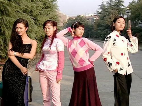 15年前的《粉红女郎》隐藏了这么多明星,你认出杨幂了吗?