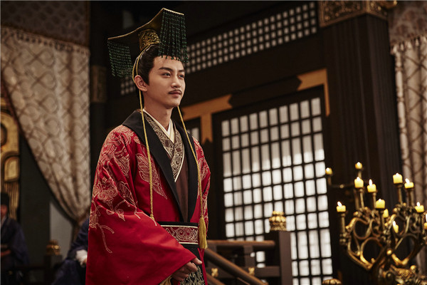 陈晓《独孤皇后》古装形象获认可 多部待播作品备受期待