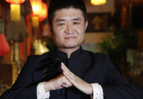 相声演员苗阜怒斥高仿小号败坏名声:你们要干嘛?